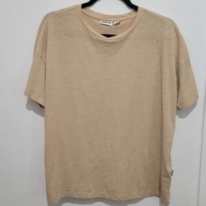 NOISY MAY WOMEN'S SHORT SLEEVE INVERTED BACK SEAM OVERSIZED TEE